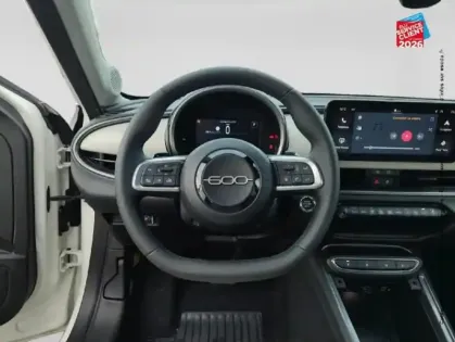 Photo 26 Fiat 600  1.2 Hybrid 100ch La Prima DCT6 Sieges cuir GPS Camera