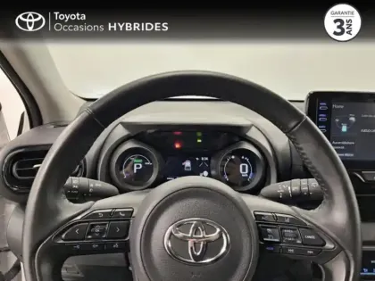 Photo 12 Toyota Yaris  116h Design 5p MY22