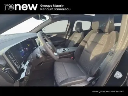 Photo 11 Renault Austral  1.2 E-Tech full hybrid 200ch Iconic esprit Alpine- 24