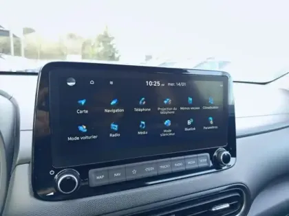 Photo 13 Hyundai Kona  1.0 T-GDi 120ch Hybrid 48V Intuitive