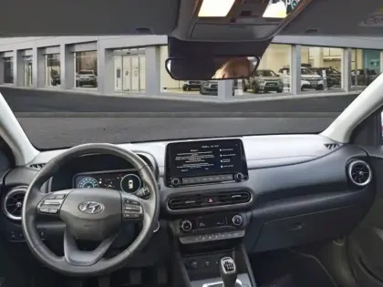 Photo 7 Hyundai Kona  1.0 T-GDi 120ch Hybrid 48V Intuitive