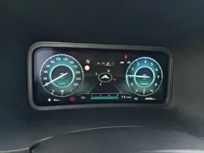 Photo 10 Hyundai Kona  1.0 T-GDi 120ch Hybrid 48V Intuitive