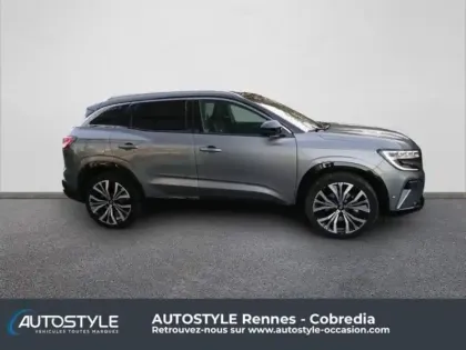 Photo 7 Renault Austral  1.2 E-Tech full hybrid 200ch Iconic