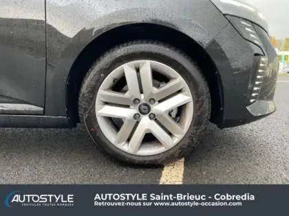 Photo 8 Renault Clio  1.5 dCi 100ch Evolution - 25