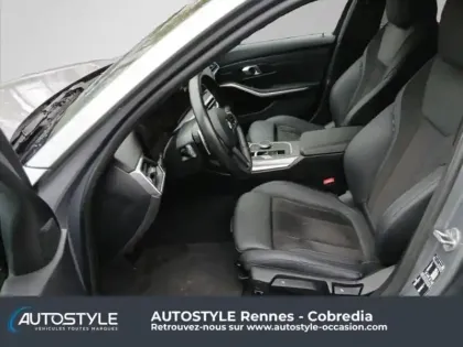 Photo 12 BMW Serie 3 Série 3 Touring 318dA 150ch M Sport