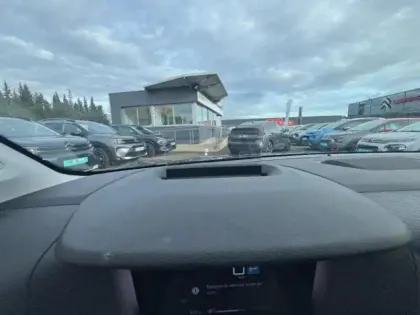 Photo 12 Citroën C4  1.5 BlueHDi 130ch S&S MAX Automatique