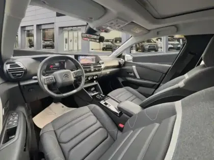 Photo 7 Citroën C4  1.5 BlueHDi 130ch S&S MAX Automatique