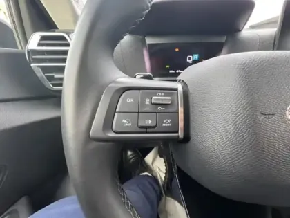 Photo 14 Citroën C4  1.5 BlueHDi 130ch S&S MAX Automatique