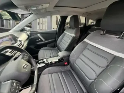 Photo 8 Citroën C4  1.5 BlueHDi 130ch S&S MAX Automatique