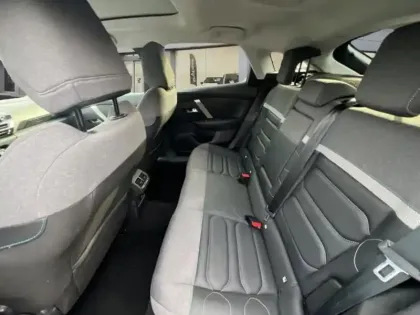 Photo 9 Citroën C4  1.5 BlueHDi 130ch S&S MAX Automatique