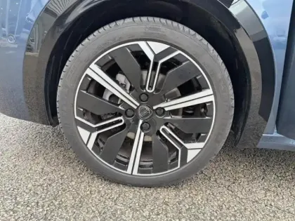 Photo 10 Lancia Ypsilon  1.2 Ibrida 100ch LX eDCT6