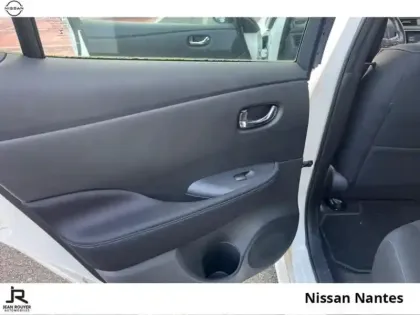 Photo 13 Nissan Leaf  150ch 40kWh Acenta 21