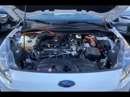 Photo 14 Ford Kuga  2.5 Duratec 190ch FHEV E85 Titanium BVA