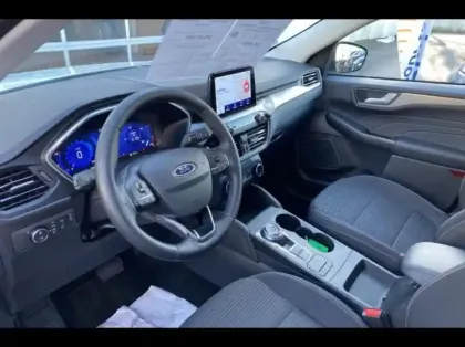 Photo 8 Ford Kuga  2.5 Duratec 190ch FHEV E85 Titanium BVA