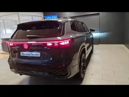 Photo 9 Volkswagen Tayron  1.5 eHybrid 204ch R-Line Edition DSG6 5 places