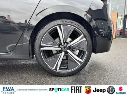 Photo 10 Peugeot 308  1.2 PureTech 130ch S&S GT EAT8