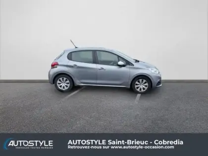 Photo 7 Peugeot 208  1.2 PureTech 68ch E6.c Like 5p