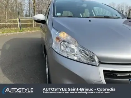 Photo 25 Peugeot 208  1.2 PureTech 68ch E6.c Like 5p