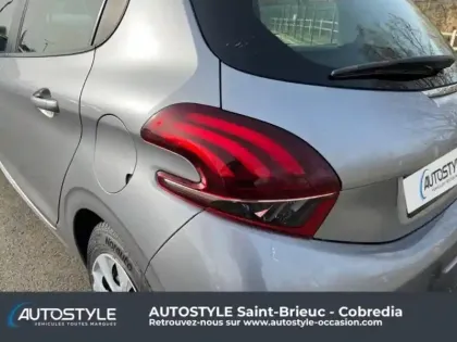 Photo 18 Peugeot 208  1.2 PureTech 68ch E6.c Like 5p