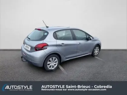 Photo 6 Peugeot 208  1.2 PureTech 68ch E6.c Like 5p