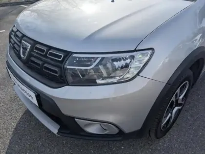 Photo 6 Dacia Sandero  1.5 dCi 90ch Stepway