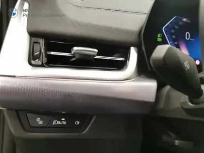 Photo 12 BMW X2  sDrive20iA 170ch M Sport DKG7