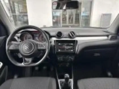 Photo 12 Suzuki Swift  1.2 Dualjet Hybrid 83ch Privilège