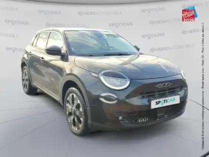 Photo 17 Fiat 600  1.2 Hybrid 100ch La Prima DCT6 Sieges cuir GPS Camera