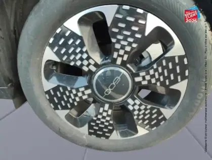 Photo 9 Fiat 600  1.2 Hybrid 100ch La Prima DCT6 Sieges cuir GPS Camera