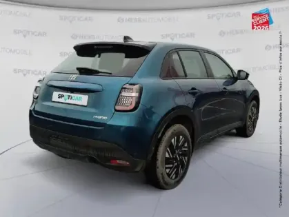 Photo 5 Fiat 600  1.2 Hybrid 100ch Pack Confort DCT6 Camera