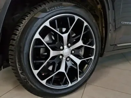 Photo 29 Jeep Grand Cherokee  2.0 T 380ch 4xe Summit Reserve Quadra-Trac II BVA8