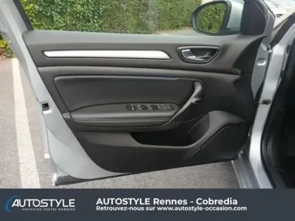 Photo 13 Renault Megane  1.5 Blue dCi 115ch Intens EDC -21N