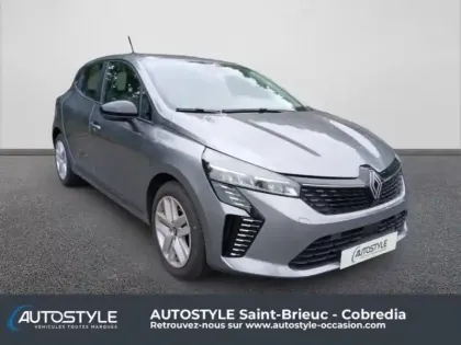 Photo 9 Renault Clio  1.5 dCi 100ch Evolution - 25