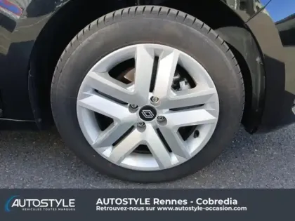 Photo 8 Renault Clio  1.5 dCi 100ch Evolution - 25