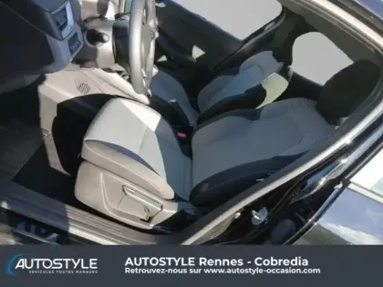 Photo 12 Renault Clio  1.5 dCi 100ch Evolution - 25