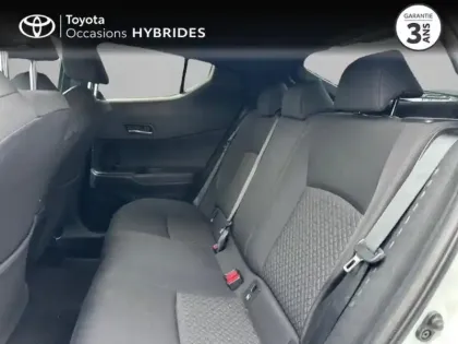 Photo 11 Toyota C-HR  2.0 Hybride 184ch Design Ultimate E-CVT