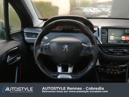 Photo 14 Peugeot 208  1.6 BlueHDi 100ch GT Line 5p