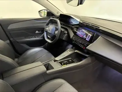 Photo 11 Peugeot 308  SW PHEV 180ch Allure Pack e-EAT8