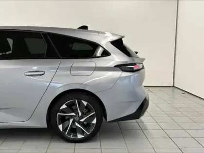 Photo 7 Peugeot 308  SW PHEV 180ch Allure Pack e-EAT8