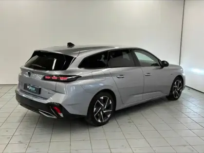 Photo 9 Peugeot 308  SW PHEV 180ch Allure Pack e-EAT8