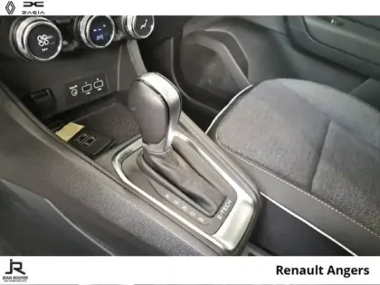 Photo 5 Renault Captur  1.6 E-Tech hybride 145ch Techno Fast Track