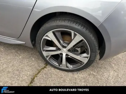 Photo 12 Peugeot 308  1.2 PureTech 130ch S&S GT Pack