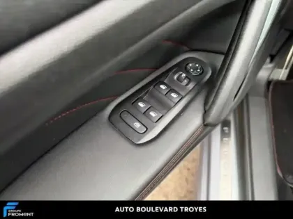 Photo 13 Peugeot 308  1.2 PureTech 130ch S&S GT Pack