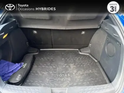 Photo 9 Toyota C-HR  122h Graphic 2WD E-CVT RC18