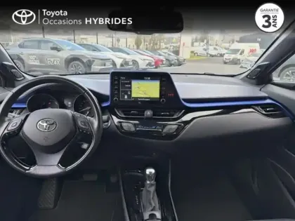 Photo 7 Toyota C-HR  122h Graphic 2WD E-CVT RC18