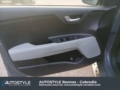 Photo 13 Kia Stonic  1.0 T-GDi 120ch MHEV Launch Edition iBVM6