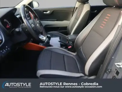 Photo 12 Kia Stonic  1.0 T-GDi 120ch MHEV Launch Edition iBVM6