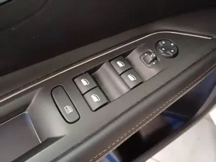 Photo 12 Peugeot 3008  1.2 PureTech 130ch Allure S&S EAT6