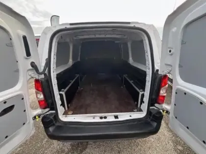 Photo 20 Citroën Berlingo  Van XL 950kg BlueHDi 100ch S&S CLUB