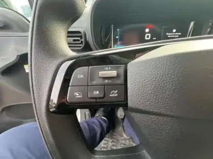 Photo 14 Citroën Berlingo  Van XL 950kg BlueHDi 100ch S&S CLUB